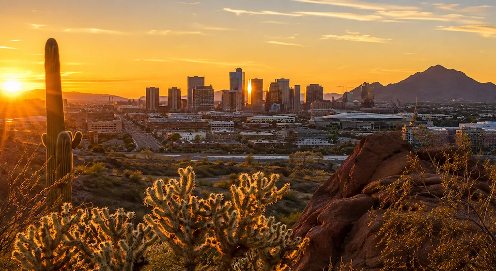 downtown-phoenix-az-skyline